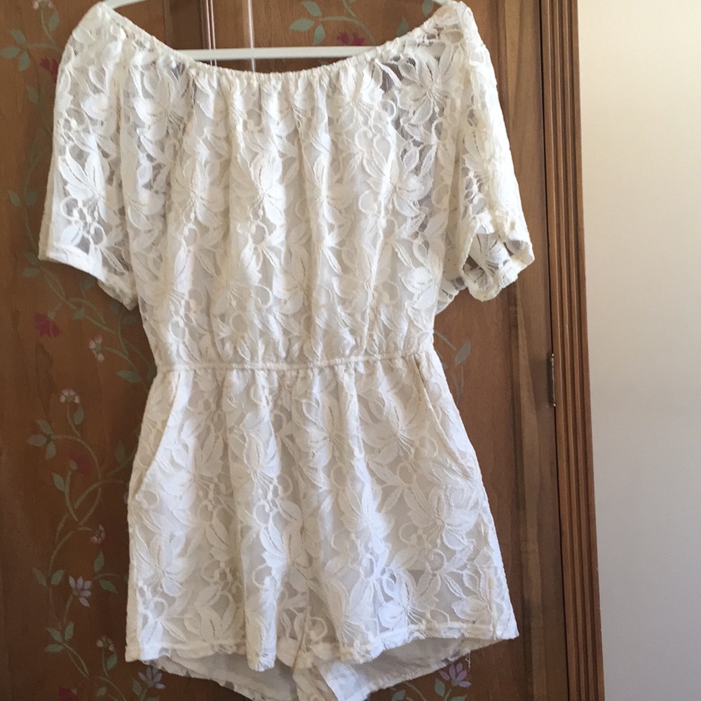 Lace romper
